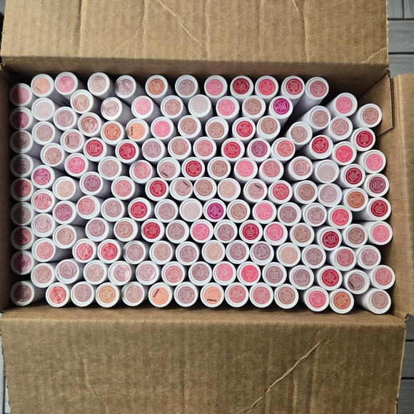 Wonderskin lip masques 3 for 33! New! Great deal! - Picture 8 of 13